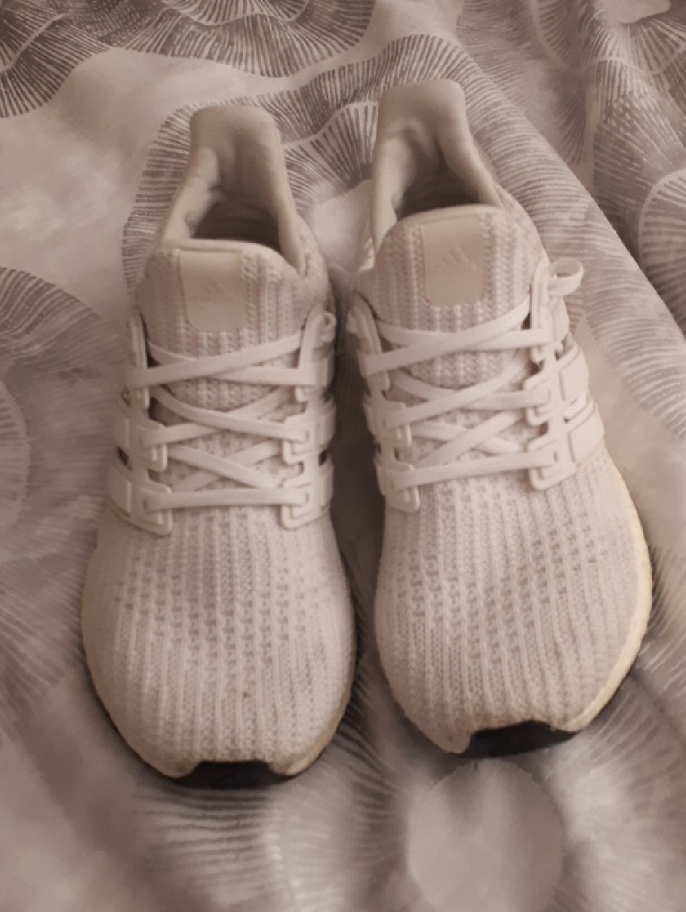 adidas Ultraboost DNA White